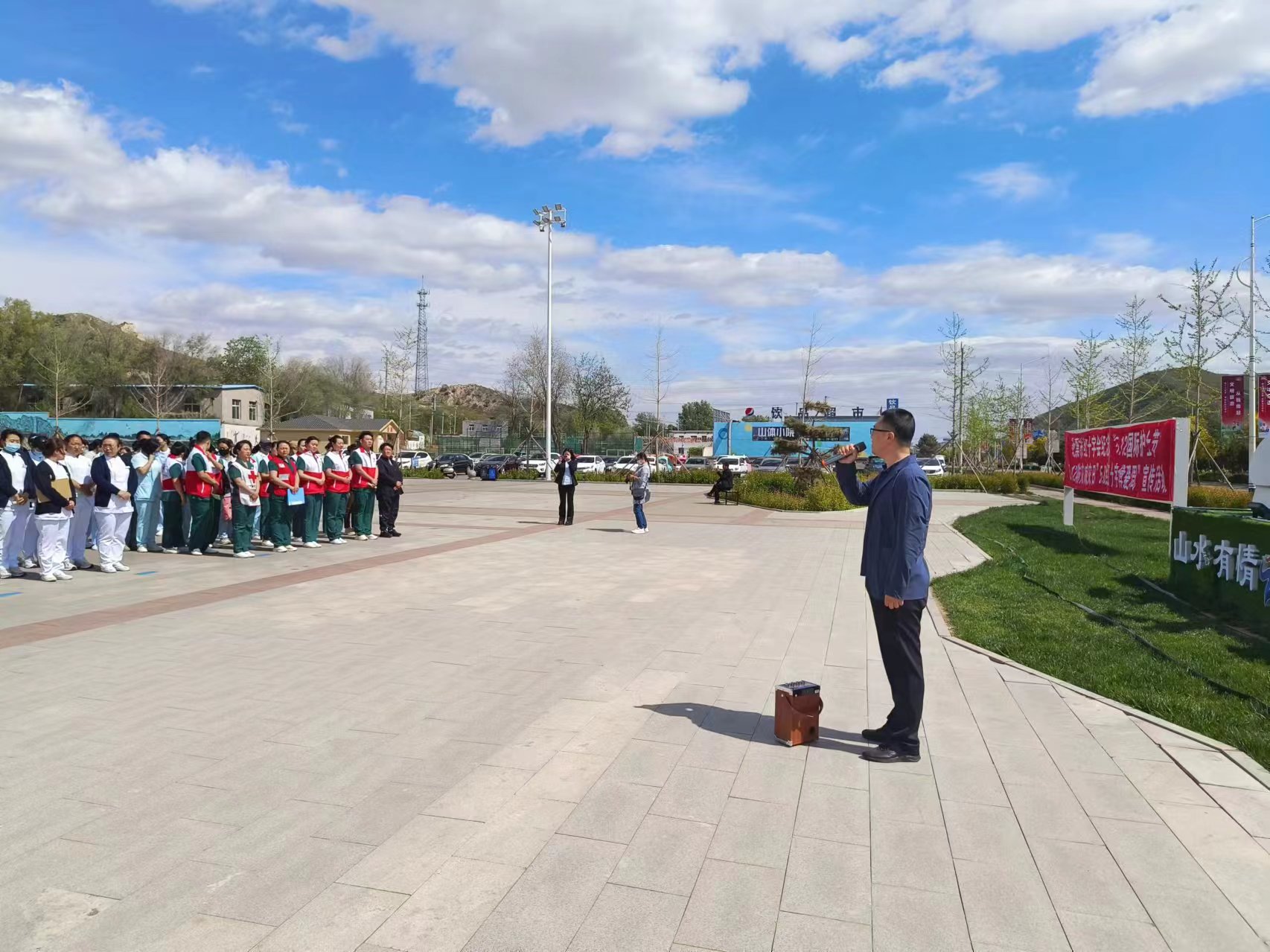 D:\我的文件\Documents\WeChat Files\wxid_tcr06g6bbe8121\FileStorage\Temp\f1aeb9d61ef834064ba3f935290acf1.jpg