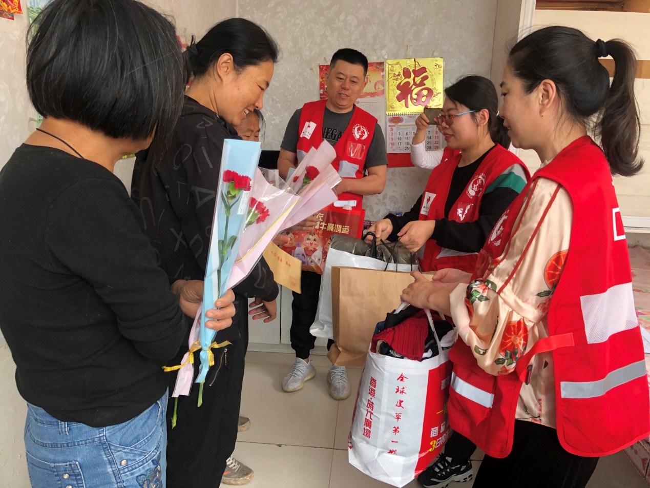 F:\備份\2021\2021圖片\20210506慰問貧困母親\微信圖片_20210506141953.jpg